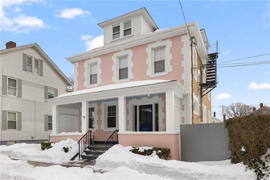 Building Photo - 10 Braman St