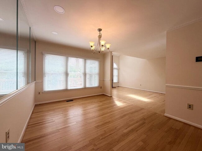 Building Photo - 7418 Crestberry Ln