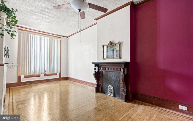 Building Photo - 2304 N Smedley St