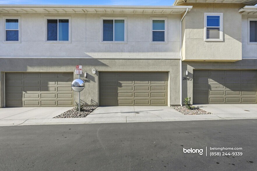 Building Photo - 2182 Bluestone Cir