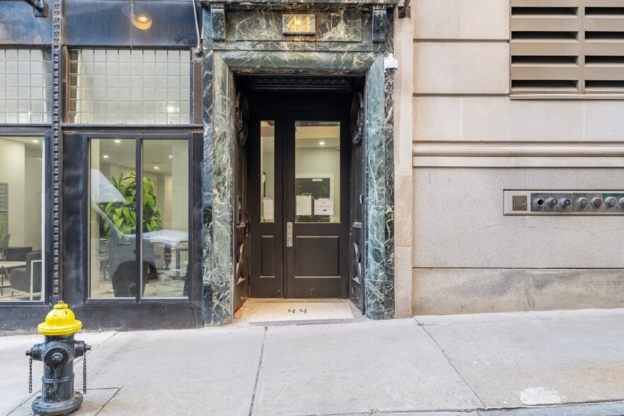 Building Photo - 44 Bromfield St