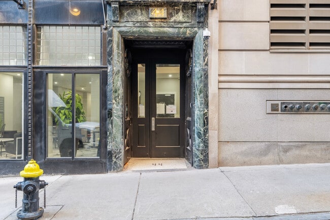 Building Photo - 44 Bromfield St