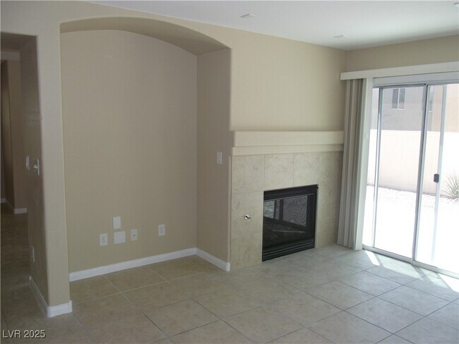 Building Photo - 9037 W Victor Creek Ave