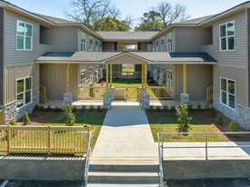 Building Photo - Moultrie Valley