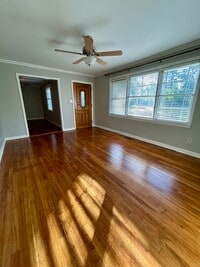 Building Photo - 602 W Cranford Ave
