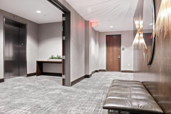 Building Photo - 201 S 11th St