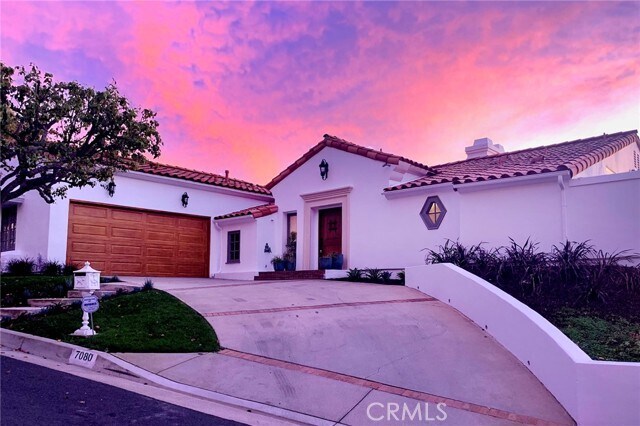 Building Photo - 7080 Vía Del Mar