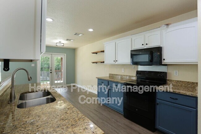 Building Photo - 6819 Liberty Stone