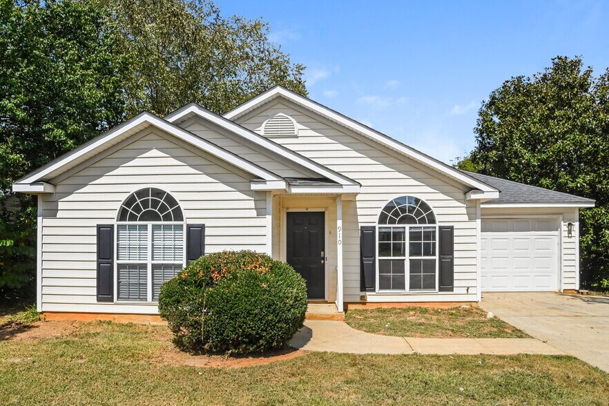 Primary Photo - 910 Milkfarm Ct