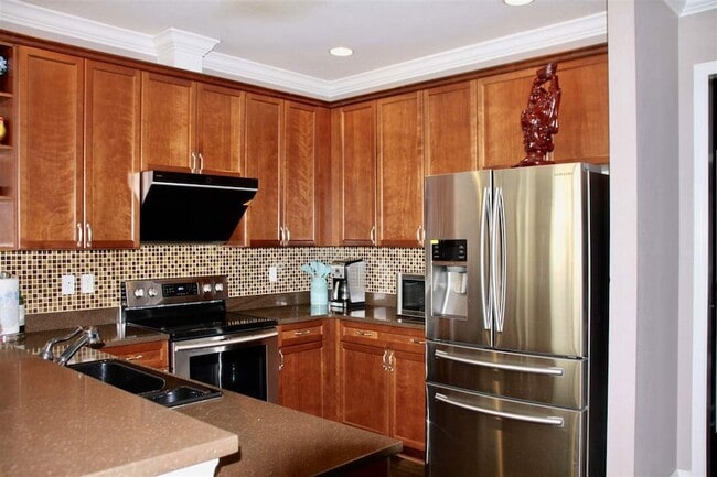 Building Photo - 2525 Twain Dr