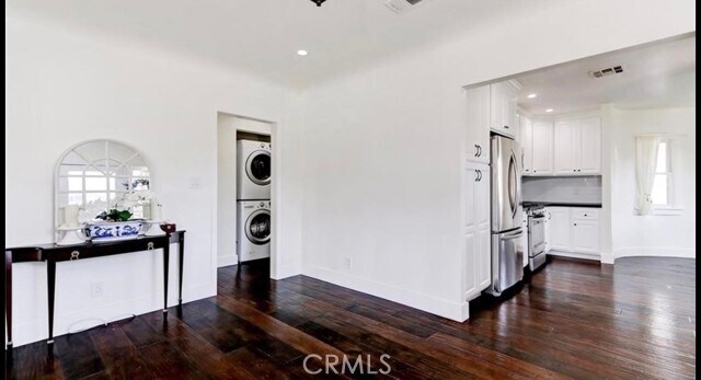 Building Photo - 501 Avenue B Ave