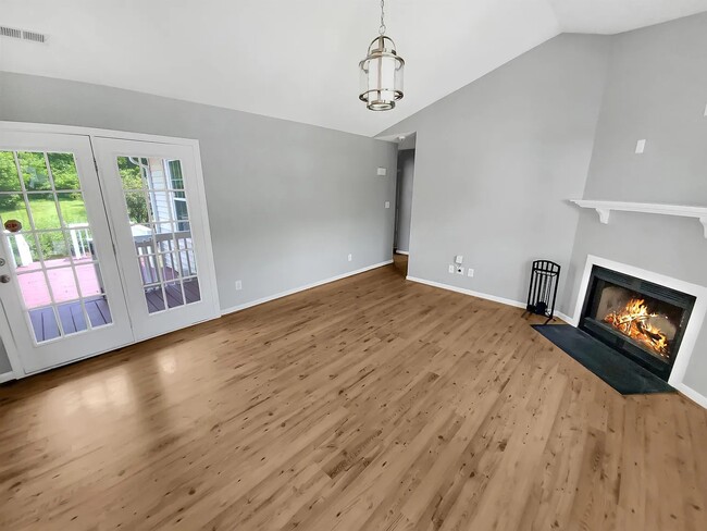 Building Photo - 9636 Waterwood Ct