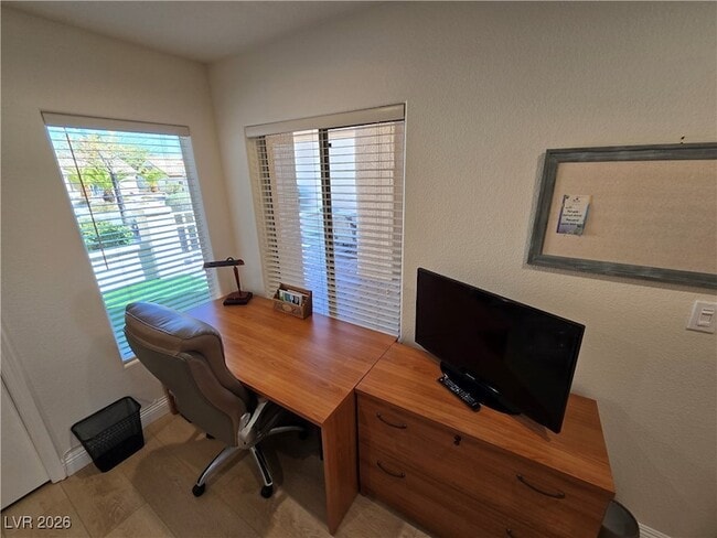 Building Photo - 10105 Hunter Springs Dr