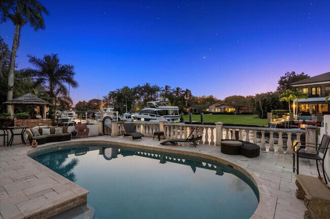 Building Photo - 1421 Ponce de Leon Dr