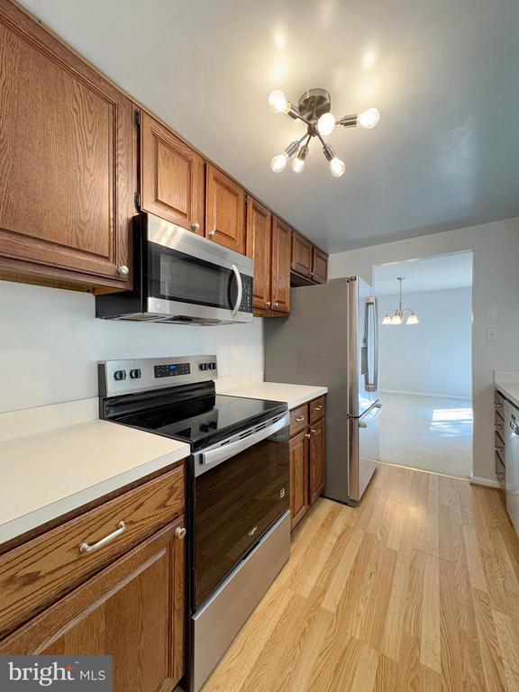 Building Photo - 29080 Autumnwood Dr