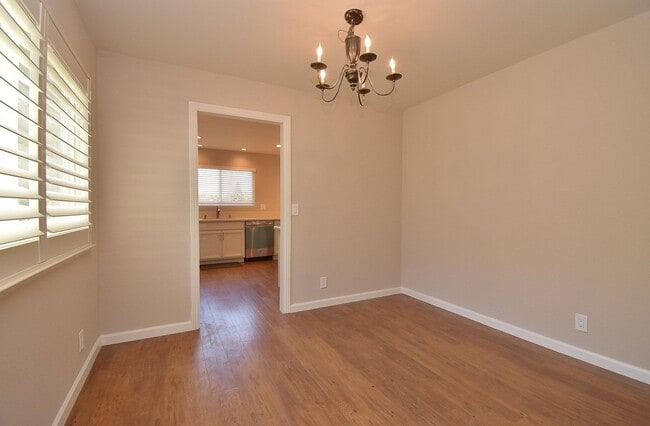 Building Photo - $3,990 - GORGEOUS 3 BEDROOM HOME IN THE MI...