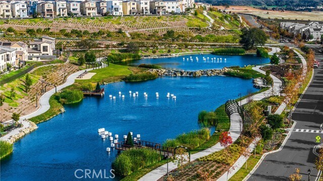 Building Photo - 26 Crown Point Dr