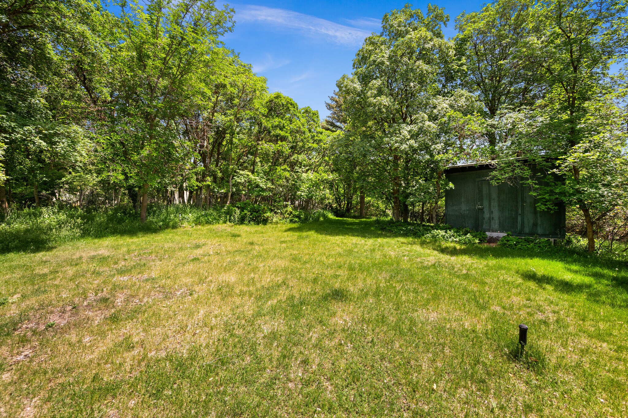 Building Photo - 1480 E Millbrook Way