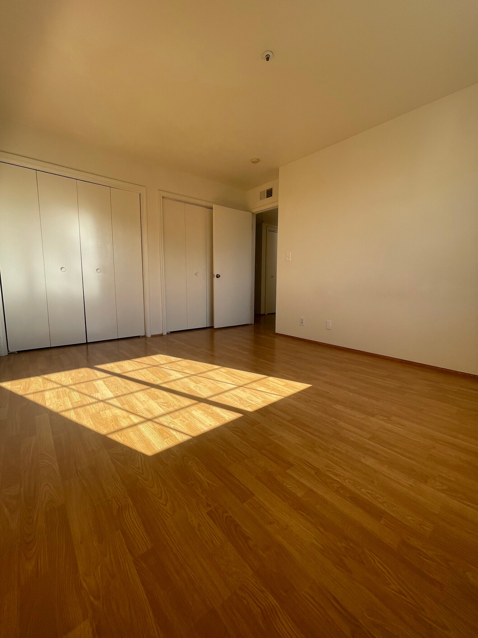 Building Photo - 1026 San Luis Cir