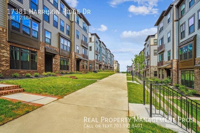 Building Photo - 17381 Harrison Rdg Dr