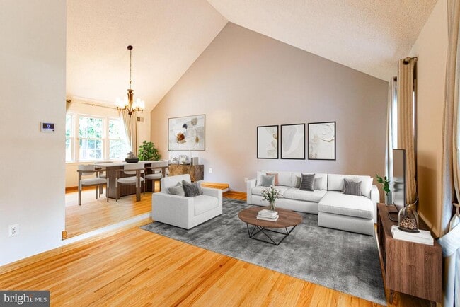 Building Photo - 14912 Emory Ln