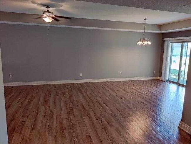 Building Photo - 12821 E Zimmerly St