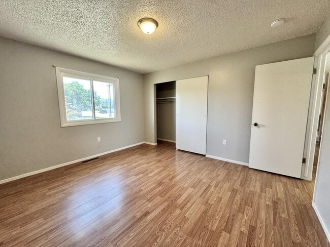 Building Photo - 1500 Cole Ave