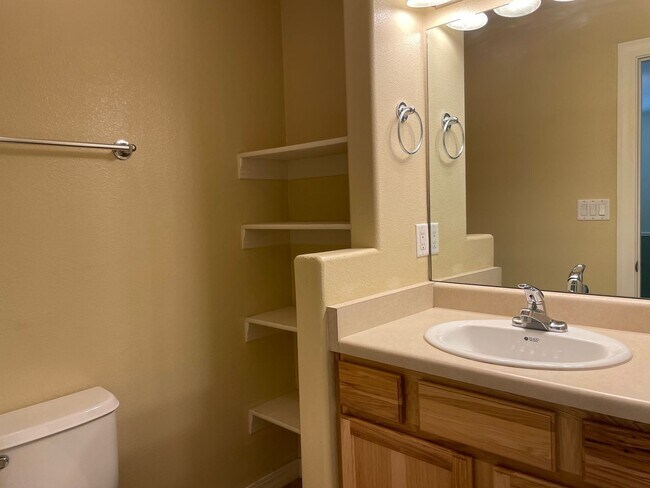 Building Photo - Check out this 3 bedroom, 2 1/2 bath, 2 ca...