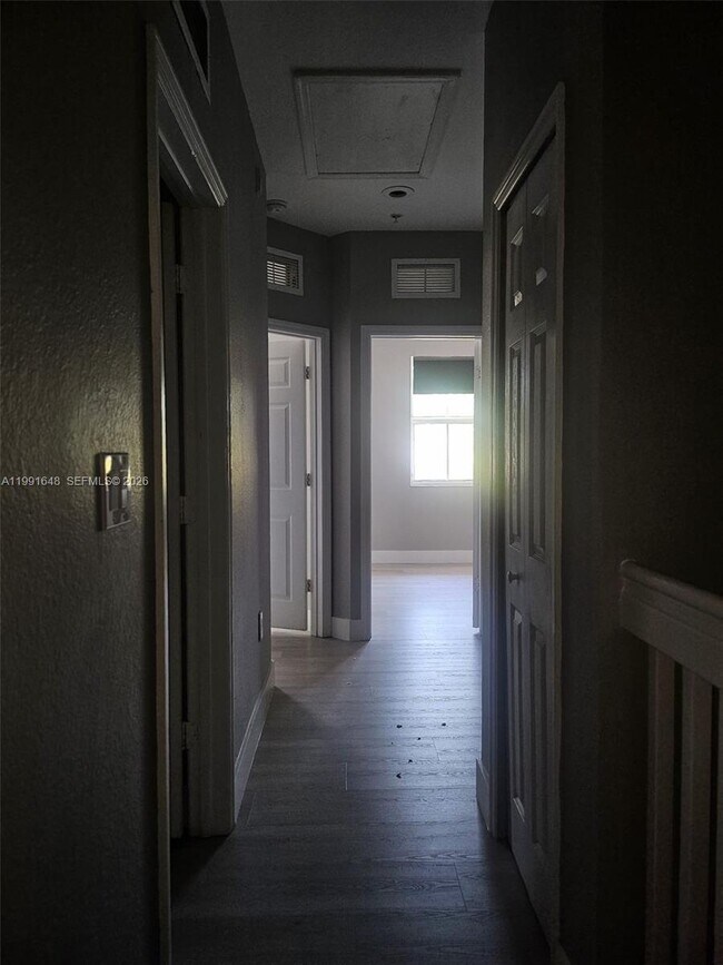 Building Photo - 11403 NW 89th St