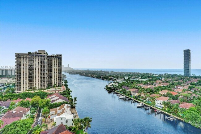 Building Photo - 19355 Turnberry Way