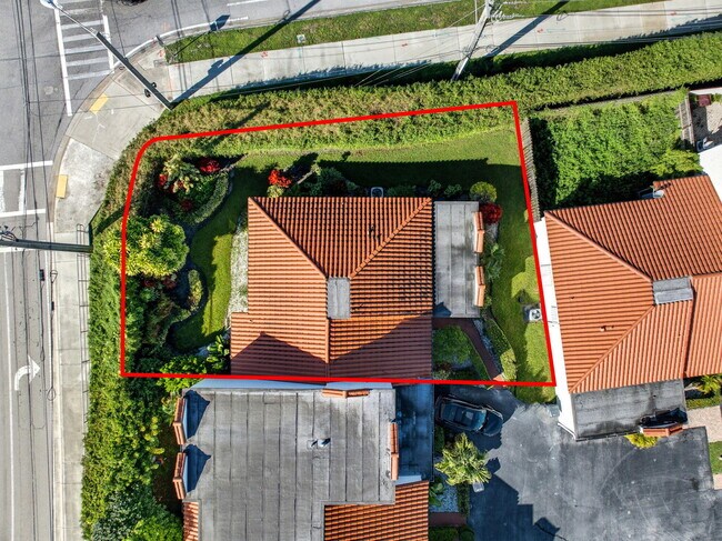 Building Photo - 13526 Fountain View Blvd