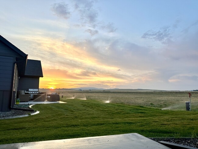 Building Photo - 2941 Bullfrog Ct