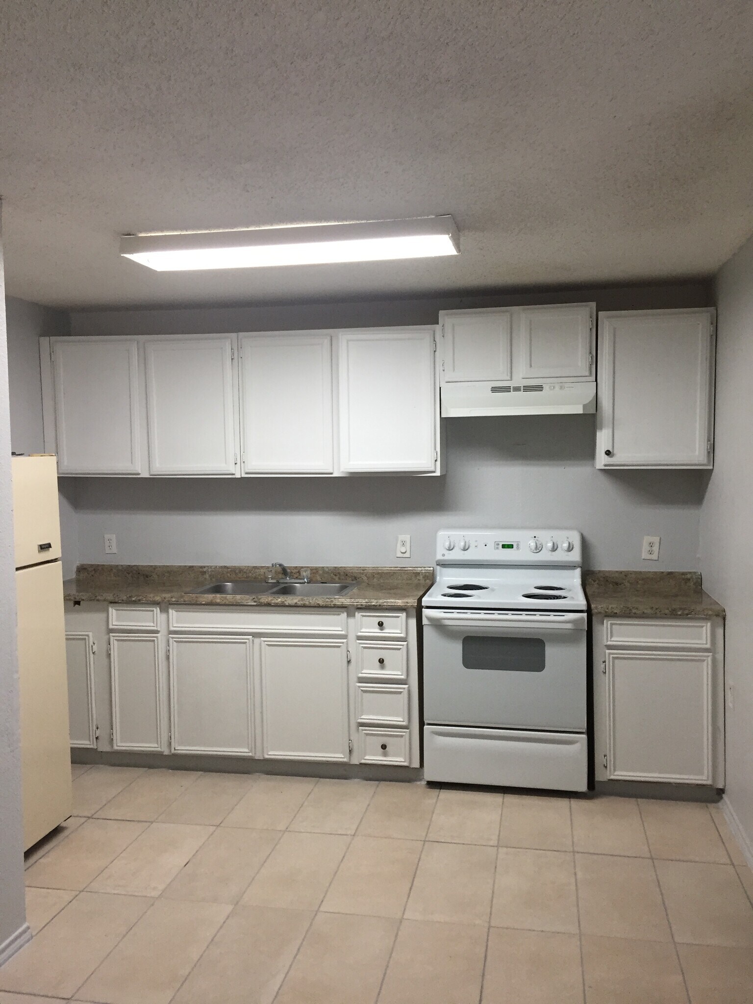 Building Photo - 5732 Whittlesey Rd