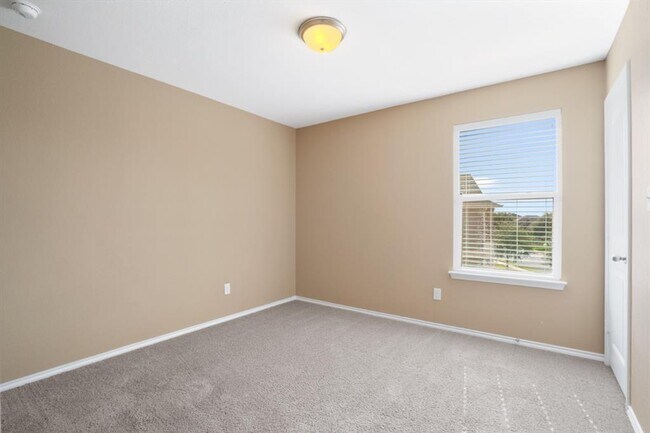 Building Photo - 18601 Pencil Cactus Dr