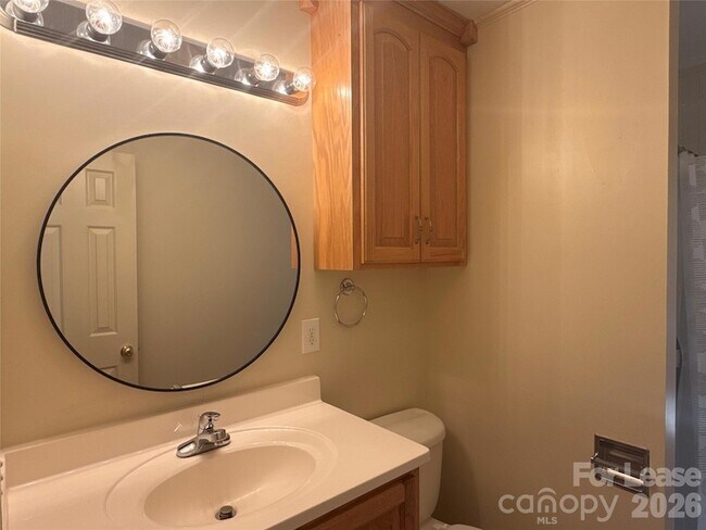 Building Photo - 1131 Kendrick Rd