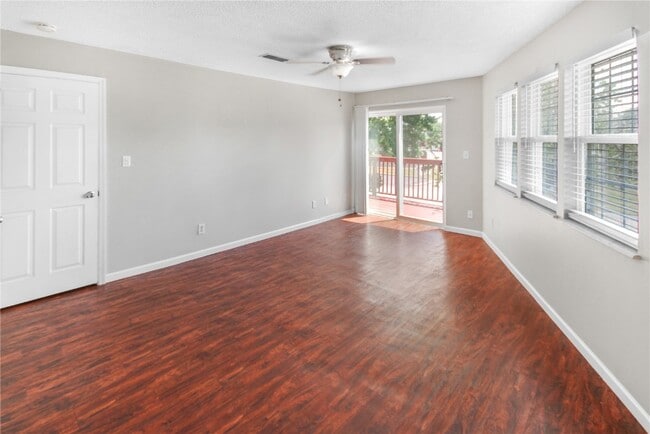 Building Photo - 421 Shirley Ridge Dr