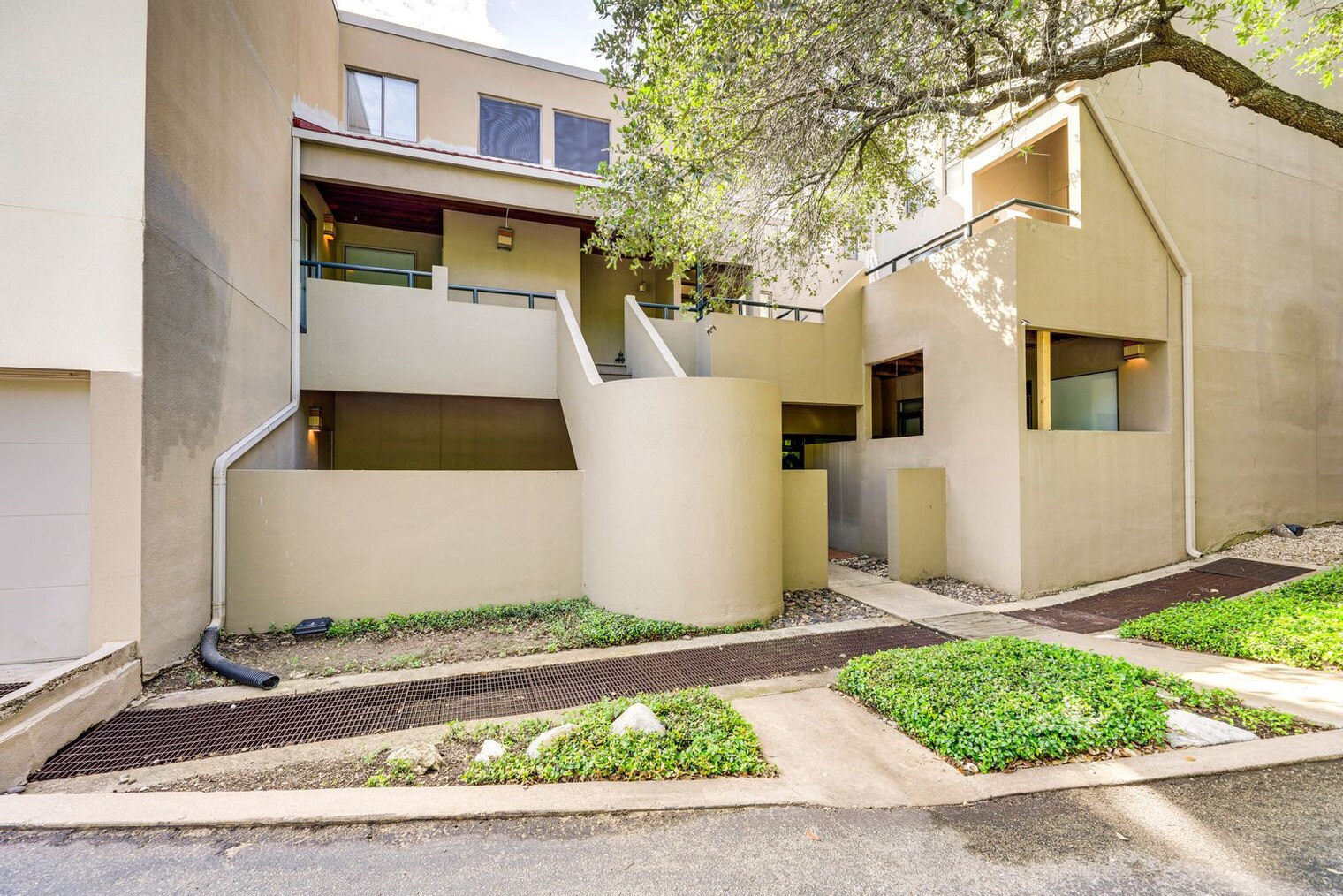 Building Photo - 1735 Spyglass Dr