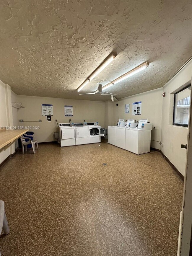 Building Photo - 8025 SW 107th Ave