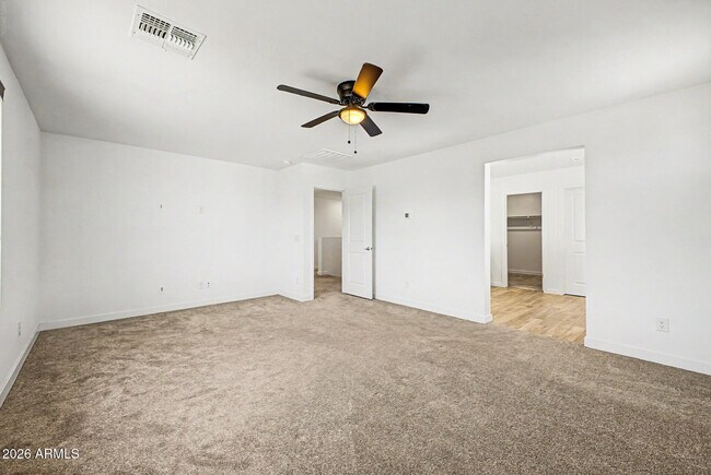 Building Photo - 17057 W Molly Ln