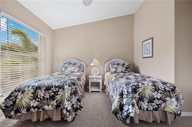 Building Photo - 12081 Summergate Cir