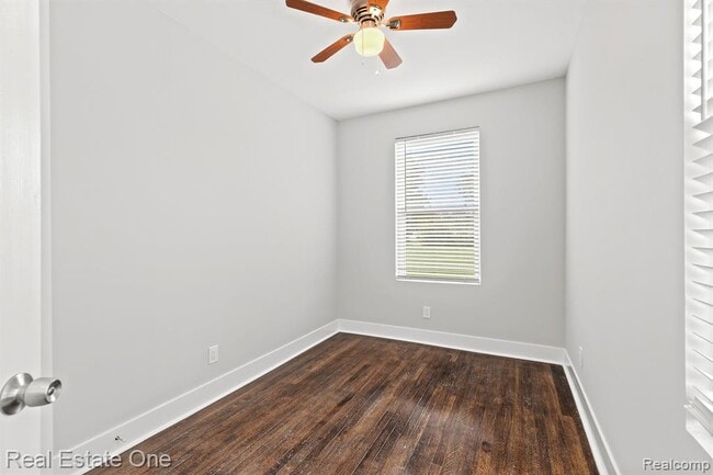 Building Photo - 2282 Belvidere St