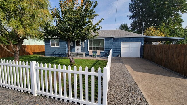 Building Photo - 545be