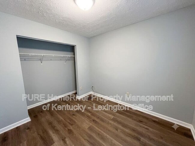 Building Photo - 1034 Marshall Park Dr