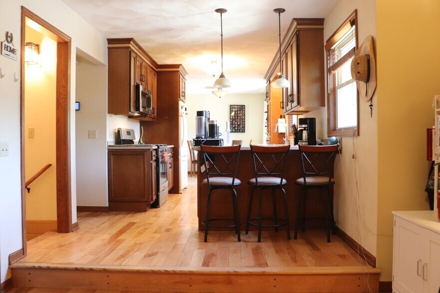 Building Photo - 571 Harvest Ln