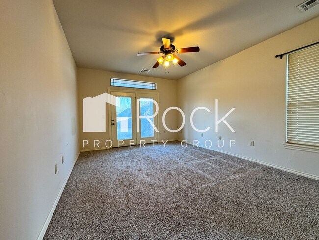 Building Photo - 3 Bedroom, 2 Bath, 2 Car Garage - SELF TOURS AVAILABLE SOON!