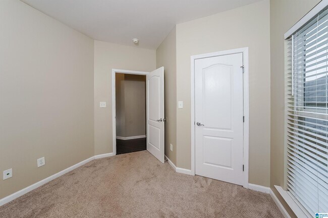 Building Photo - 12969 Woodland Park Cir