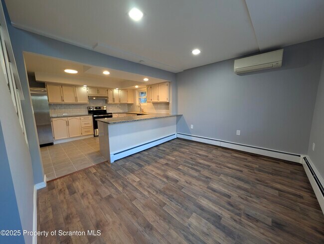 Building Photo - 1753 McDonough Ave