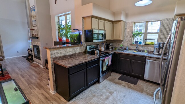 Building Photo - 5420 Allison St