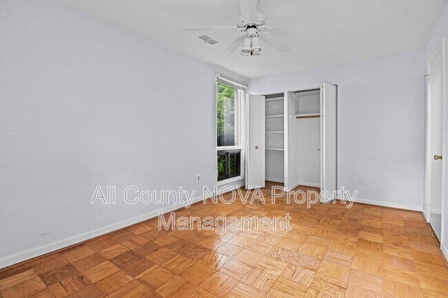 Building Photo - 8108 Timber Valley Ct