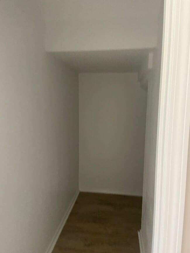 Building Photo - 2612 Grand Ln